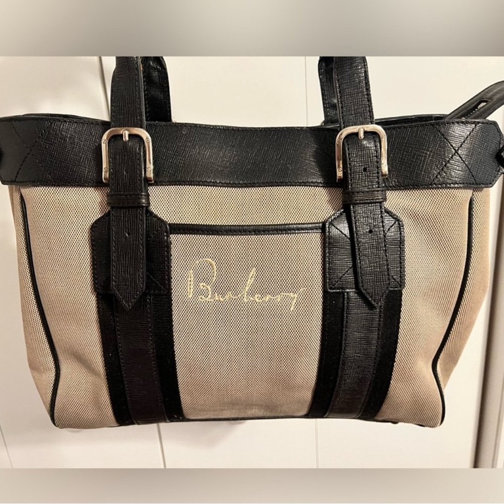 ⭐️ SALE ⭐️ Burberry Canvas and Leather Tote - Picture 9 of 13